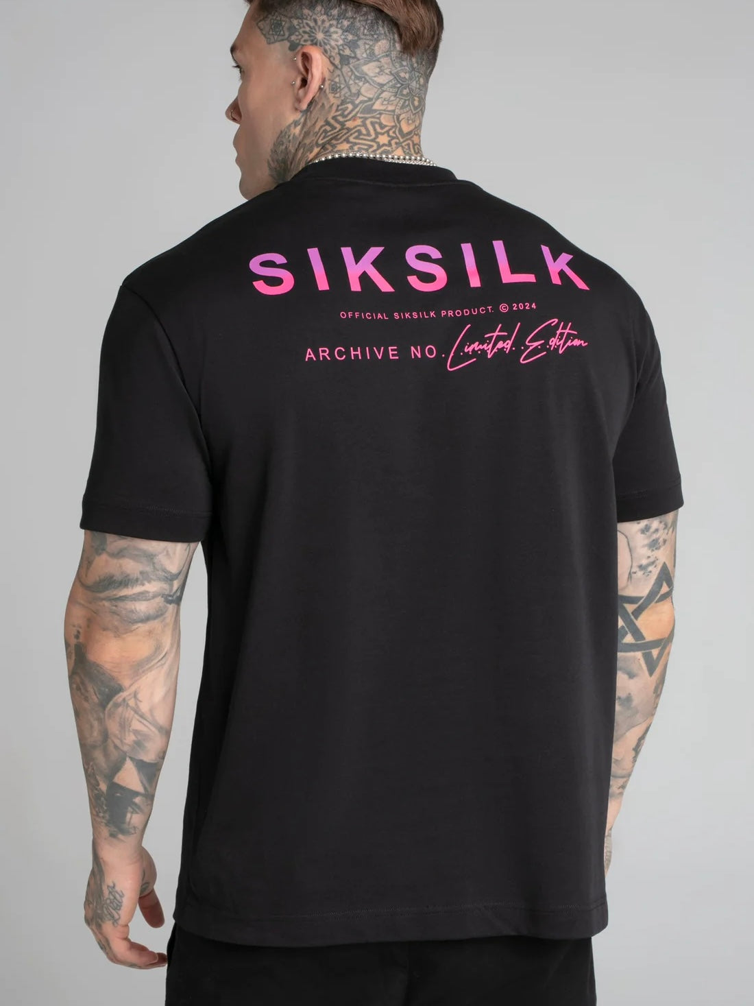 Siksilk - Limited Edition black t-shirt