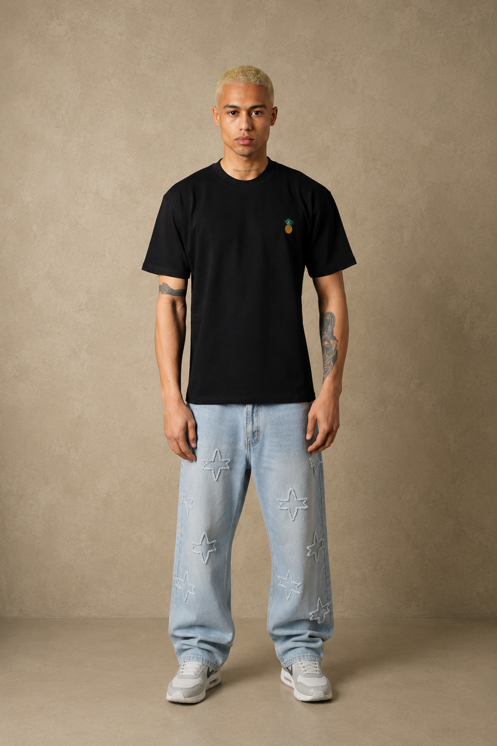 T-shirt motifs Ananas noir