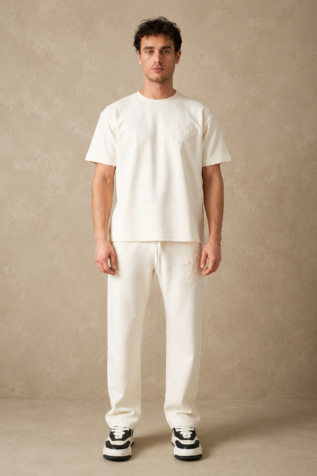 Ensemble T-shirt + pant beige trèfle