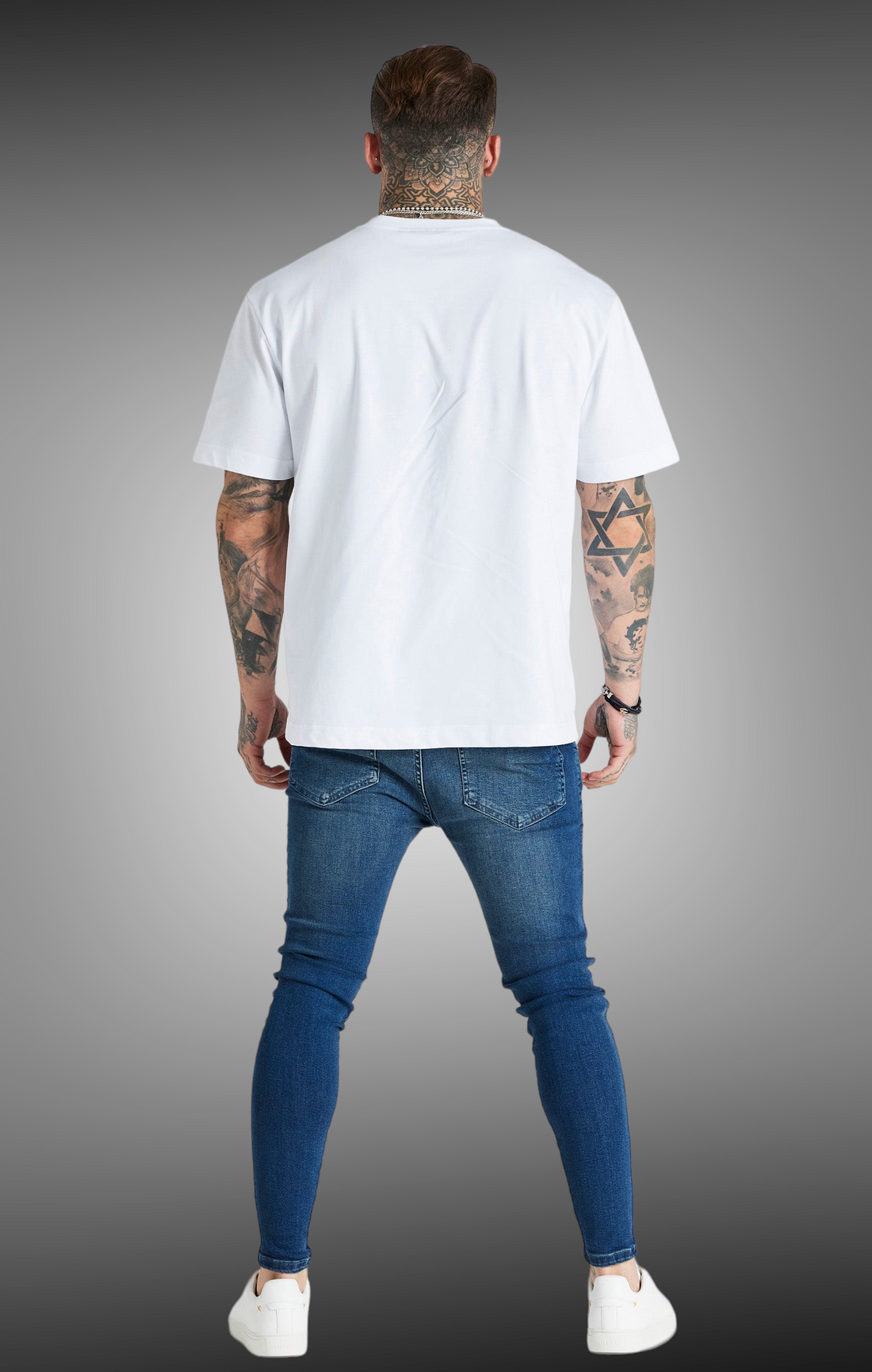 SikSilk - White Relaxed Fit T-Shirt - Stayin